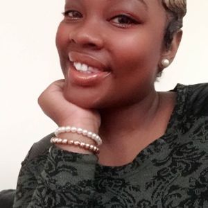 Meet your Posher, Jaquetta